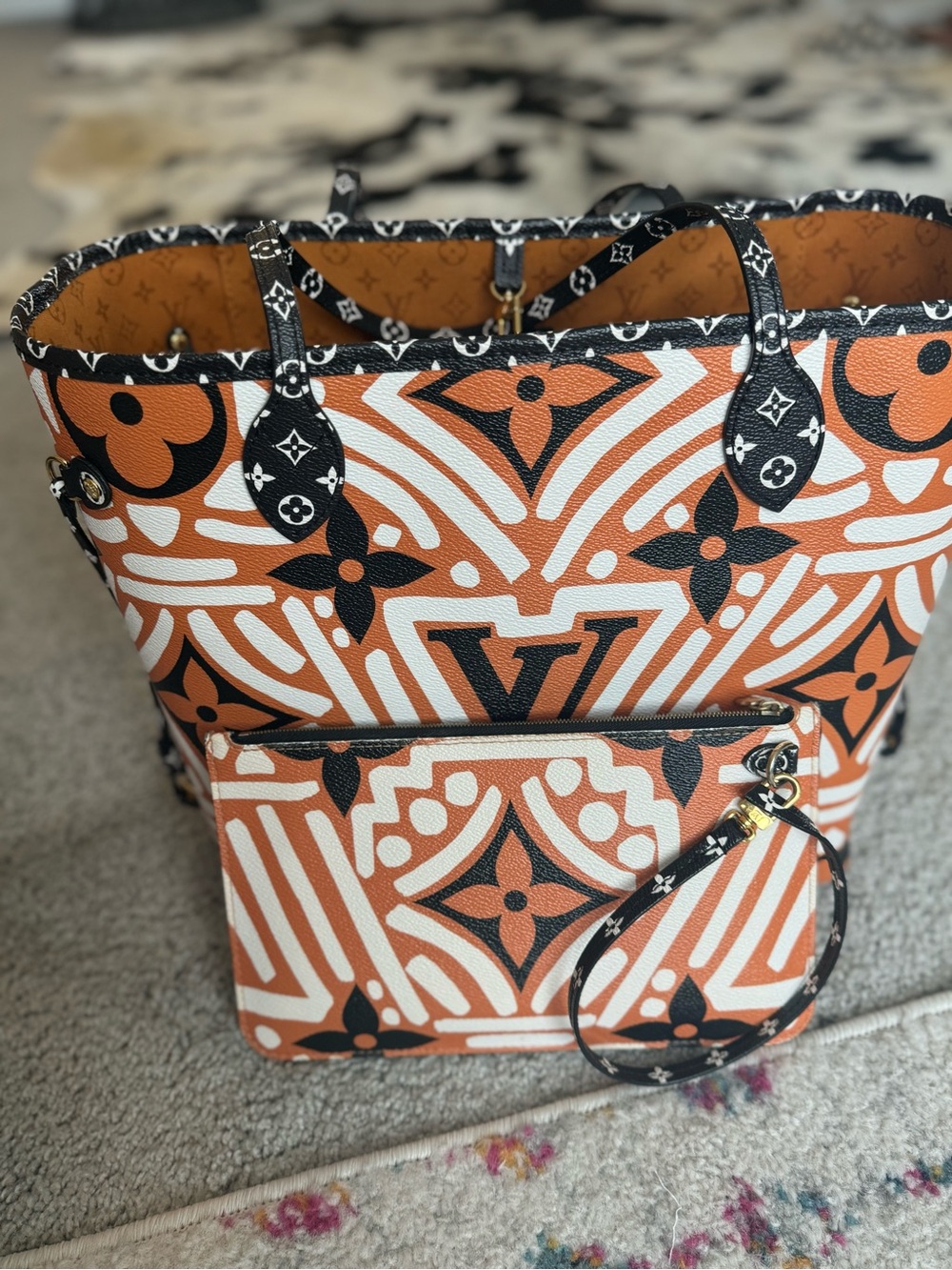 Louis Vuitton Orange and Black Monogram Neverfull Tote- Limited Edition. - Picture 13 of 13